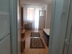 Costin Georgian metrou